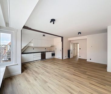 Instapklaar appartement met twee slaapkamers, centrum Heist - Photo 3