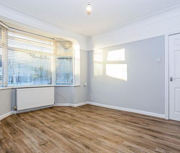 3 bedroom detached bungalow to rent - Photo 1