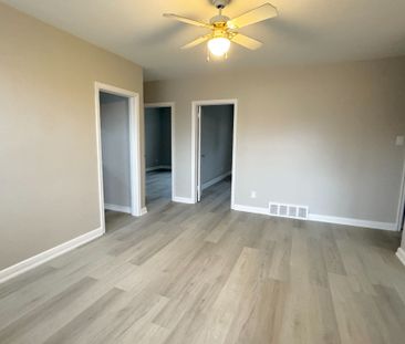 For Lease - 229 Crestwood Road, Vaughan, Ontario - Photo 3