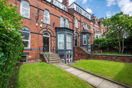 5 bedroom flat to rent - Photo 4