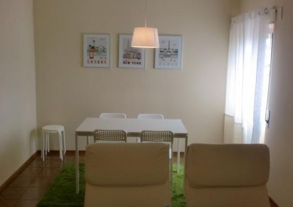 Apartamento localizado em zona central