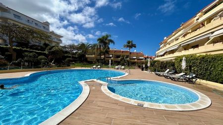 Beautiful apartment with a large south-facing terrace so you can enjoy the pleasant temperatures of Tenerife. - Photo 3