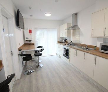 1 bedroom in a house share to rent - Photo 4