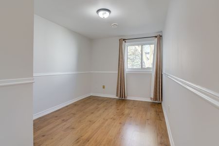 For Lease - 156 Woody Vine Way, Toronto, Ontario - Photo 4