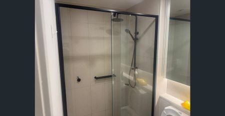 Fantastic one-bedroom apartment in the heart of Auburn Village - Photo 4