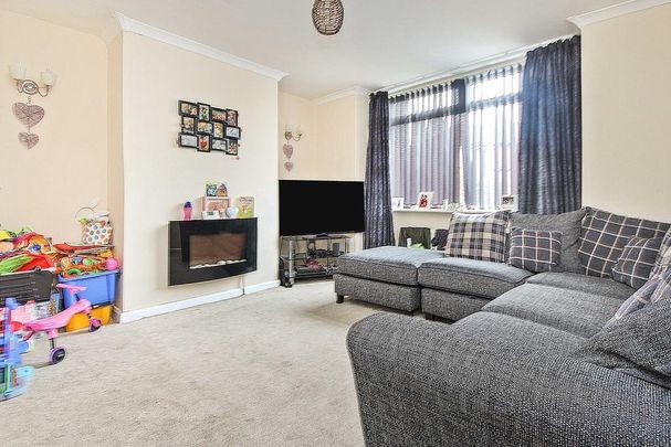 2 bedroom semi-detached house to rent - Photo 1