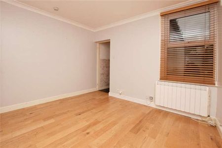 Sutton Road, Watford, Herts, WD17 - Photo 2