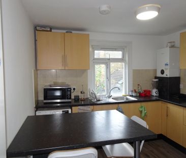 1 bedroom bedsit to rent - Photo 2