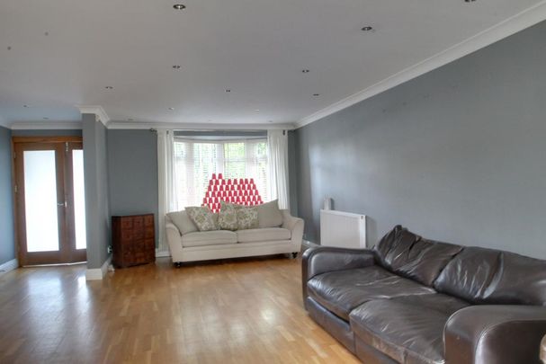 4 bedroom house to rent - Photo 1