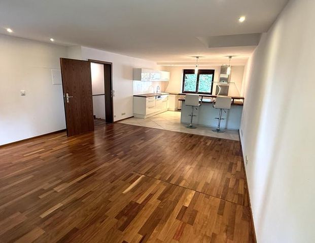 4-Zimmer-Wohnung im Münchner Westen – große Wohnküche, Balkon, WG-tauglich, frisch renoviert - Photo 1