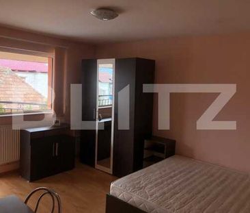 Apartament 1 camera, 25 mp, decomandat, zona Piata 1 Mai - Fotografie 1