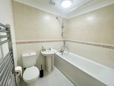 Seaweed Close, Weston Lane - Photo 3