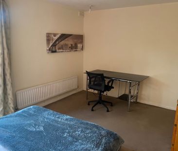 2 Bed Flat, Dunstable Court, SE3 - Photo 6