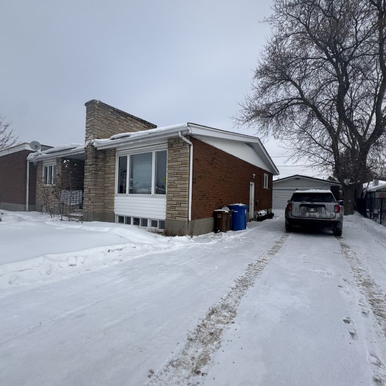 2,chambres Sous-sol Maison - Photo 1