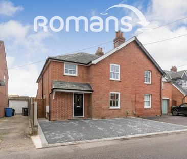 4 bedroom semi-detached house to rent - Photo 5