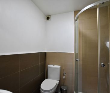 59A Kingston Road, Leatherhead, KT22 7SL - Photo 5