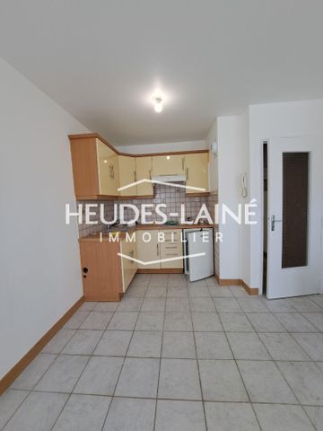 Location Appartement 1 pièce 28m² AVRANCHES 50300 - Photo 2
