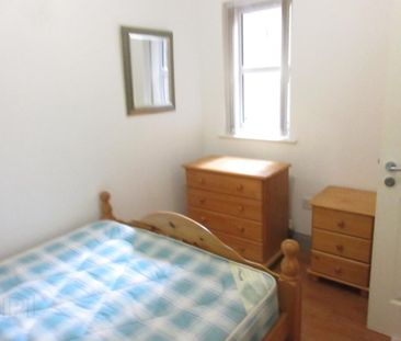 Two Bedroom Apartment, 4a Magdala Street, Botanic Area ~ Behind Que... - Photo 3