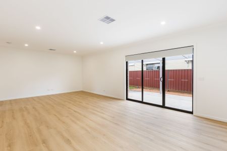 Brand New Family Home in Sought-After Red Cliffs - Photo 2