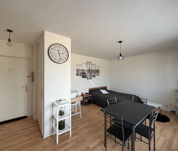 Location Appartement 1 pièce 32m² - Photo 2