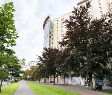 WYJĄTKOWY APARTAMENT PRZY UL. ZYGMUNTA SŁOMIŃSKIEG - Photo 6