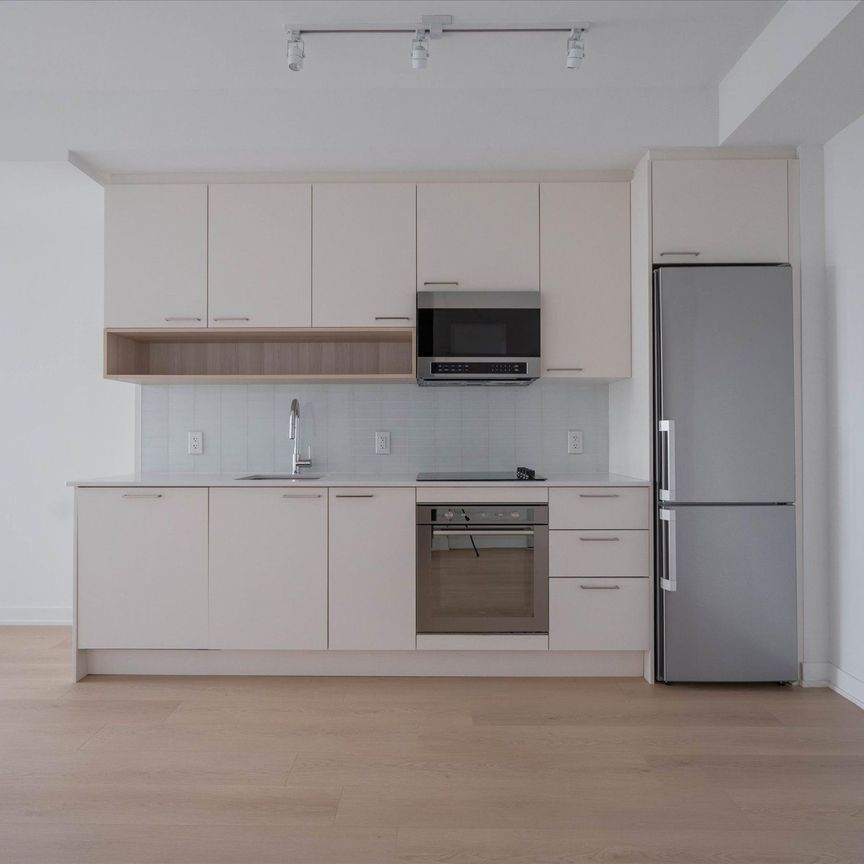 For Lease - 3005 Pine Glen Road Unit# 601, Oakville, Ontario - Photo 1