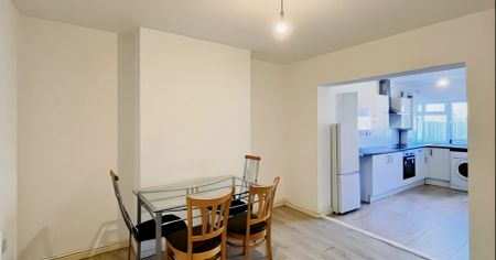 Room3 - Photo 2