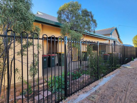 2/20 Johnson Street, 5700, Port Augusta Sa - Photo 1