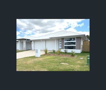 1/16 Vanilla Lily Way, Dakabin, Qld 4503 - Photo 1