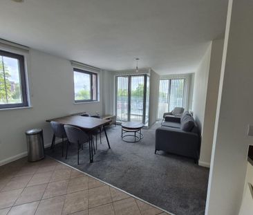 2 bedroom apartment to rent - Photo 4