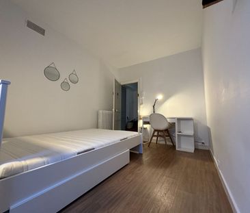 "LA CHAMBRE D'HUGO" - Location Appartement tours : 20.555 m2 - Photo 4