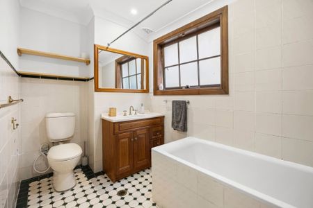 Cromer, 136 Toronto Avenue - Photo 5