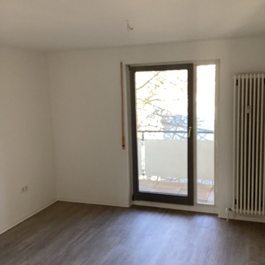 Richard-Schmid-Straße 12, 70619 Stuttgart OT Riedenberg - Photo 1