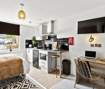 Studio to rent - Photo 3