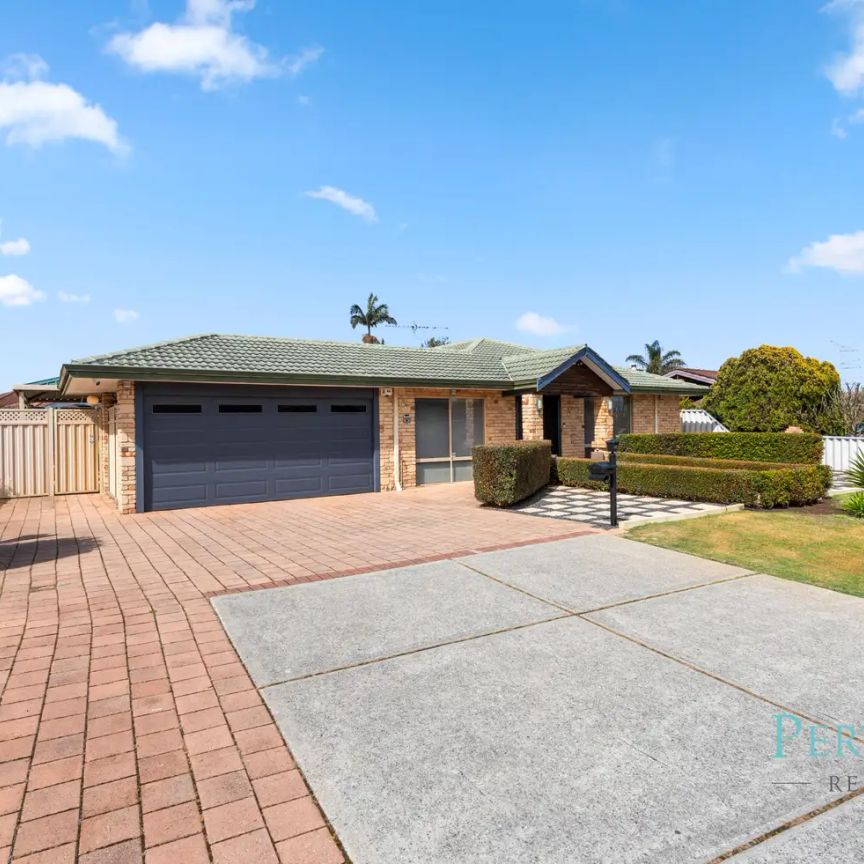 “Family Home in Prime South Lake Location!!” - Photo 1