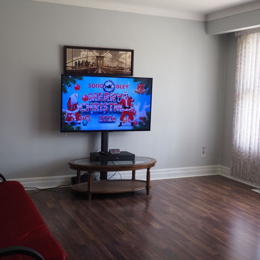 For Lease - 7543 REDHAVEN Crescent Unit# main, Niagara Falls, Ontario - Photo 1