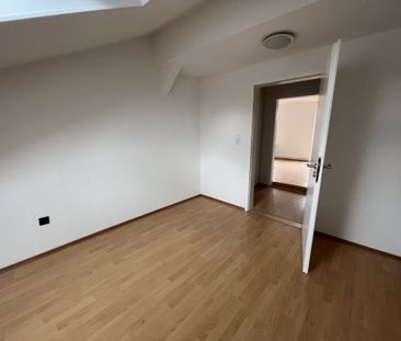 Ihre neue Mietwohnung in der Werftstraße - 4 ZKB, DG, sanierter Altbau - Photo 2