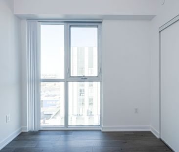 For Lease - 38 Honeycrisp Crescent Unit# 1801, Vaughan, Ontario - Photo 4