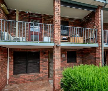 Fully Furnished & Move in Ready - Photo 4