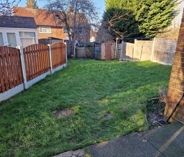 2 Bed Semi-Detached House, Belle Isle Road, LS10 - Photo 4