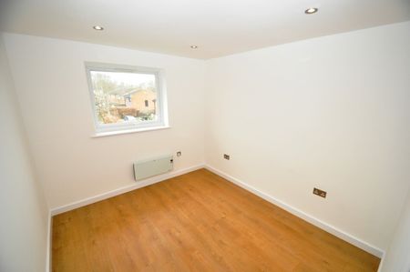 1 bedroom Apartment - Nursery Gardens, Welwyn Garden City - Photo 5