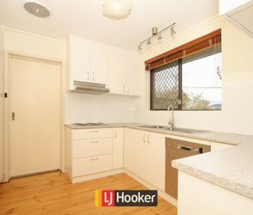 3 bedroom home in O'Connor - Photo 1