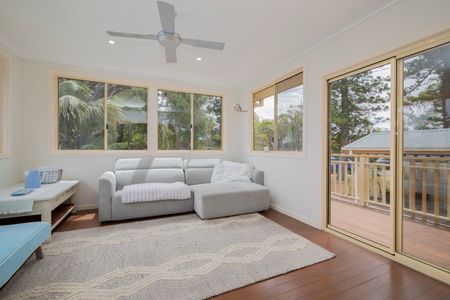 5 Redhead Street, Redhead NSW 2290 - House For Rent | Domain - Photo 4