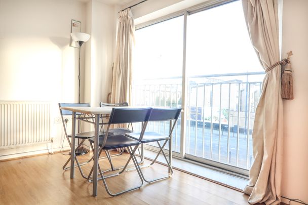 RM2 Follett Street | Poplar | London | E14 6LQ - Photo 1