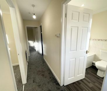 2 bedroom apartment to rent - Photo 5