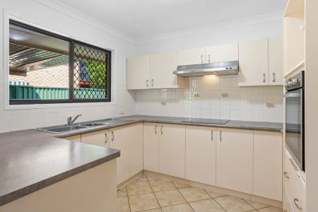 Spacious 3-Bedroom Home in Quiet Cul-de-Sac – Freshly Updated & Move-In Ready Contact Julie Sykes 0438 050 110 - Photo 5