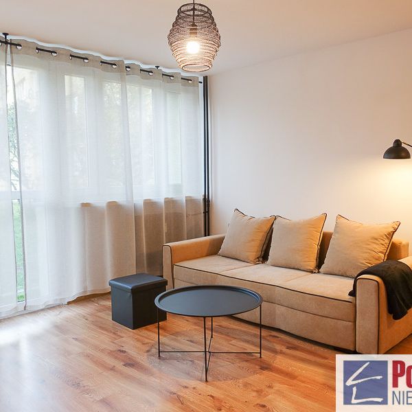 os. Piastowskie, ul. Kazimierza Królewicza - Zdjęcie 1