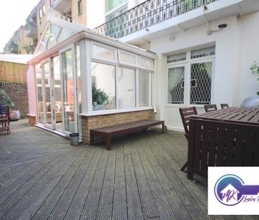 1 bedroom in a flat share to rent - Photo 2