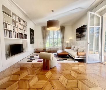 CADRE BUCOLIQUE / AUTHENTICITY STEPS AWAY FROM DOWNTOWN - Photo 1