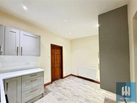 Grasscroft Road, Marsh, Huddersfield, HD1 - Photo 2